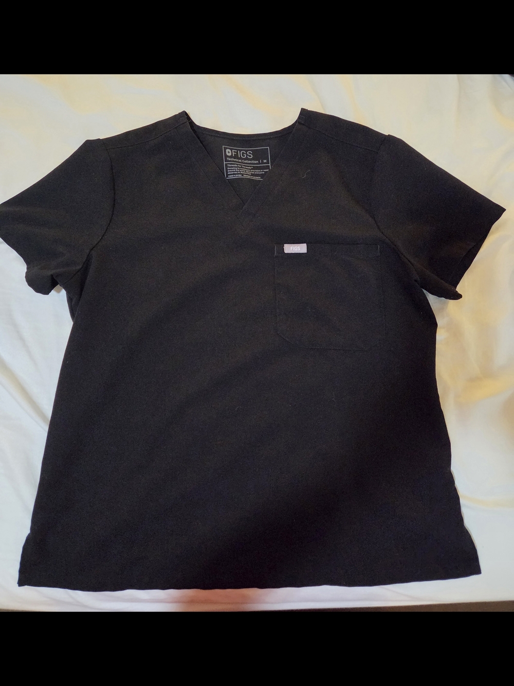 2 FIGS Womens Catarina Scrub Top - M
